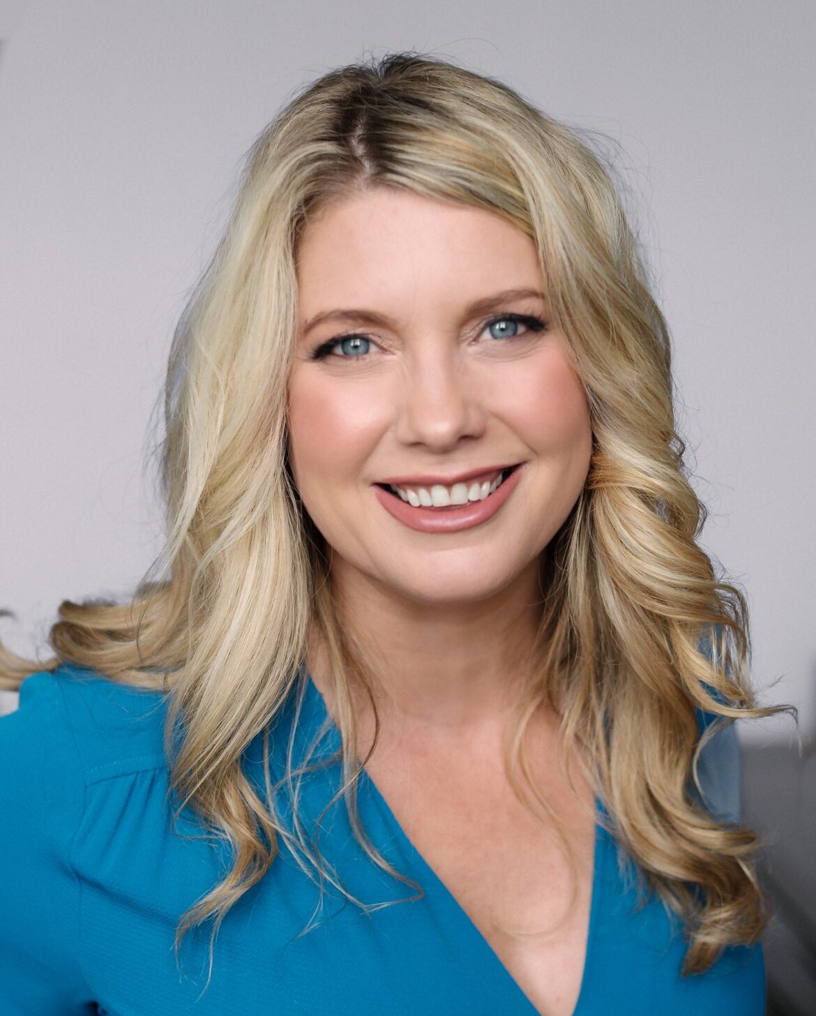 Dr Marjory Maclennan